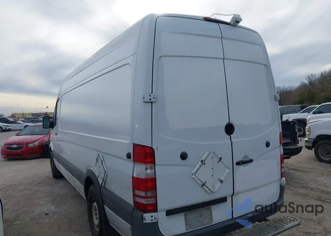 2014 Mercedes-Benz Sprinter 2500 High Roof from USA, damaged, VIN WD3PE8DE3E5828164